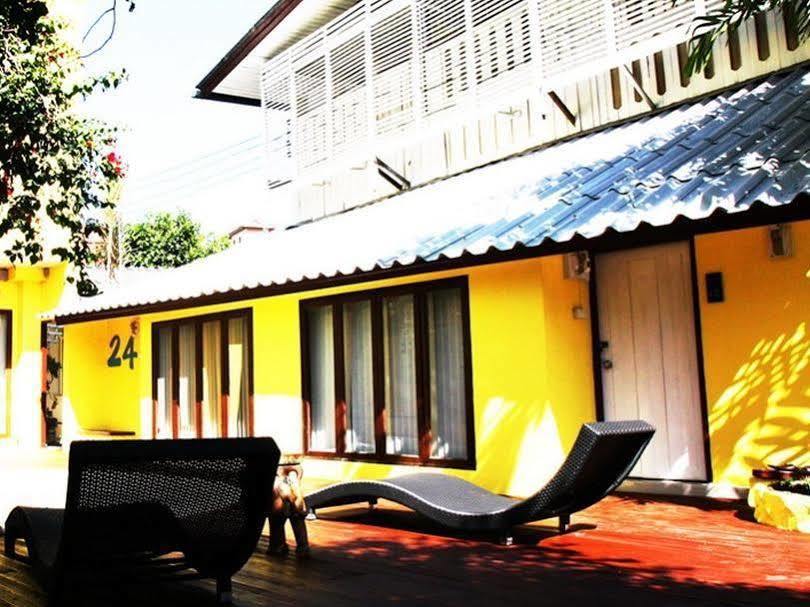 Smile House Guesthouse 清邁 外观 照片