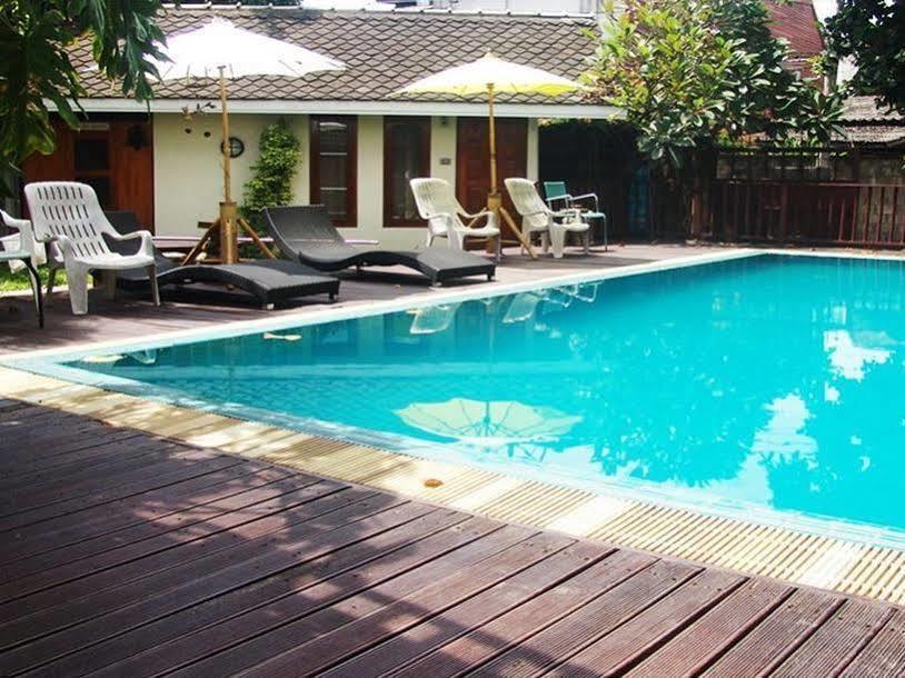 Smile House Guesthouse 清邁 外观 照片