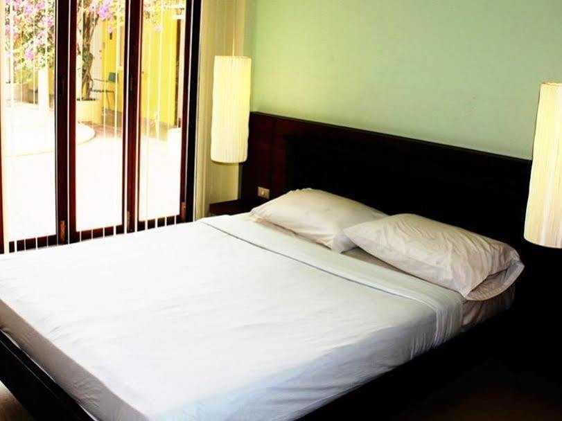 Smile House Guesthouse 清邁 外观 照片